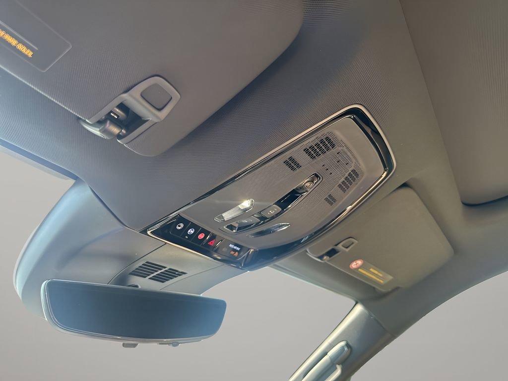 New 2026 Cadillac Lyriq Signature Luxury w/ Nappa Leather Package image 31