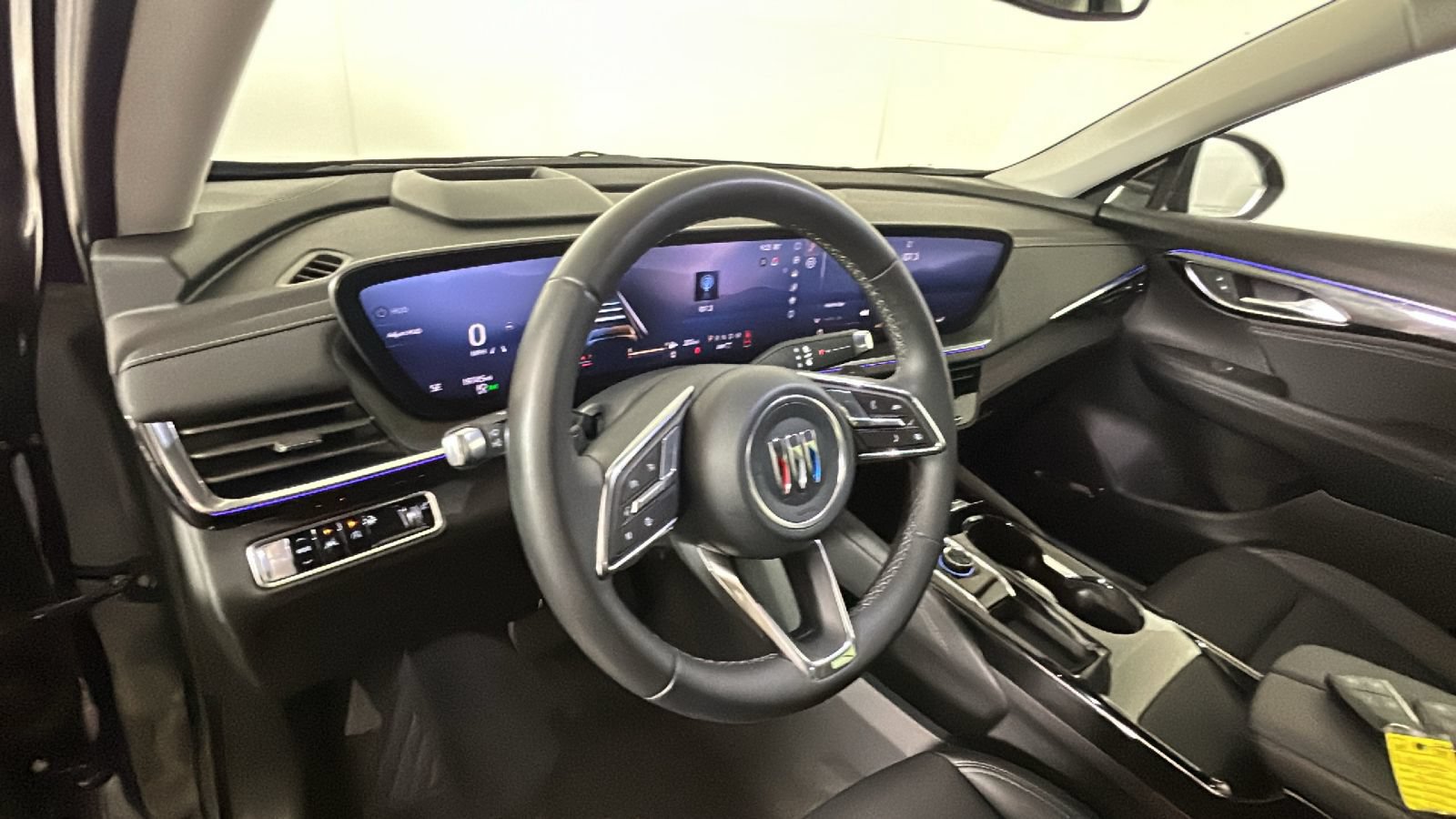 Used 2025 Buick Envision Preferred AWD/4WD image 15