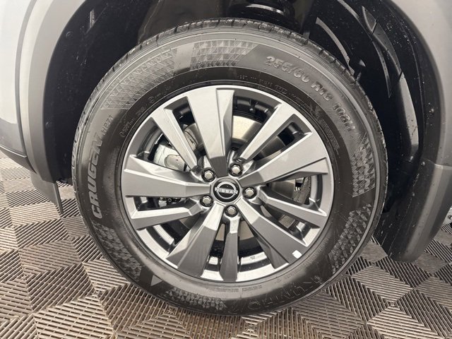 New 2025 Nissan Pathfinder SV w/ Cargo Package image 27