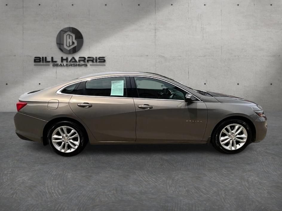 Used 2018 Chevrolet Malibu LT FWD image 5