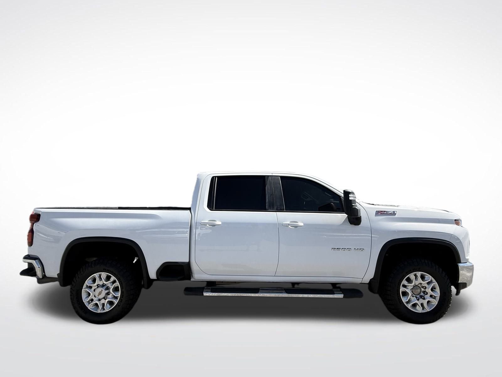 Used 2023 Chevrolet Silverado 2500 LT w/ Convenience Package image 4