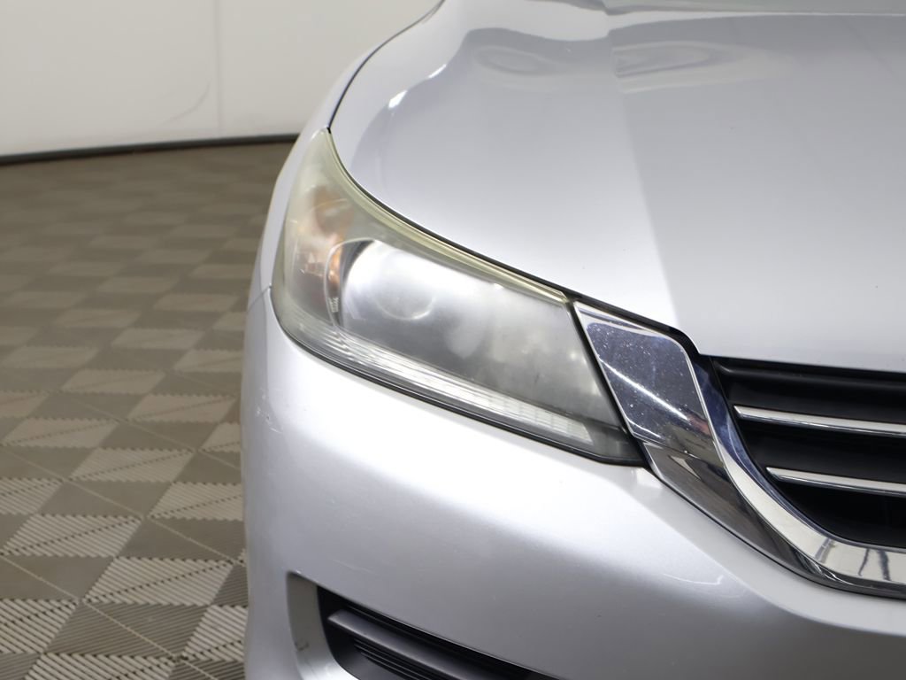 Used 2013 Honda Accord LX image 10