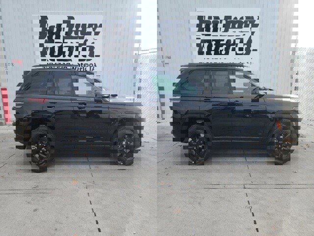 New 2025 Jeep Grand Cherokee Limited w/ Black Appearance Package image 13