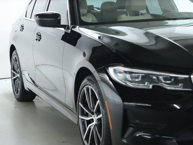 Used 2022 BMW 330i xDrive Sedan w/ Premium Package 2 image 12