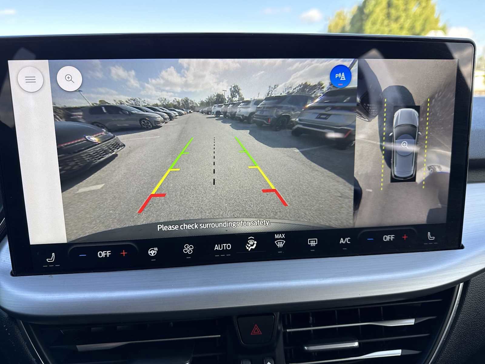 Used 2023 Ford Escape Platinum image 29