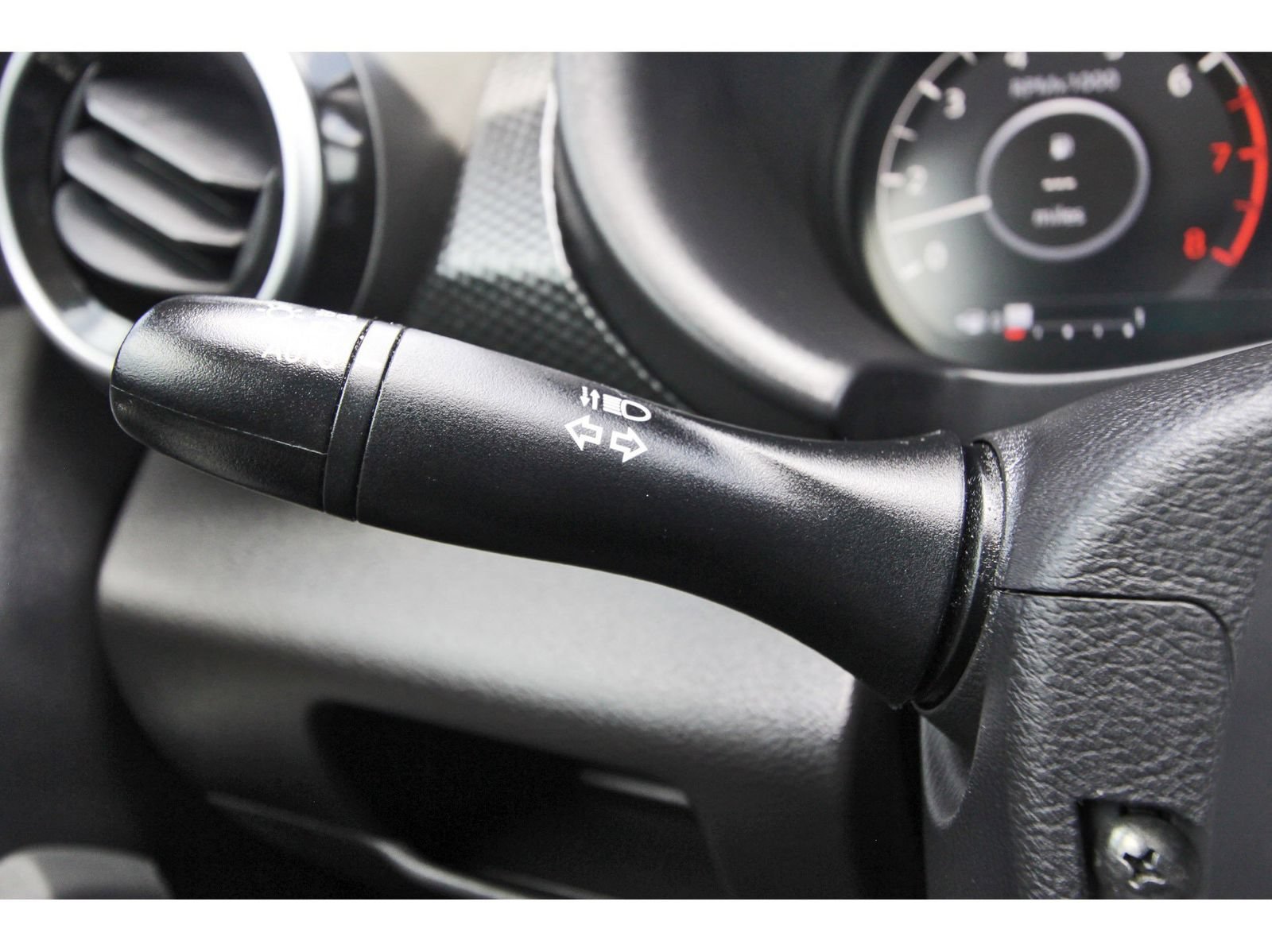 Certified 2023 Nissan Kicks SV FWD image 20