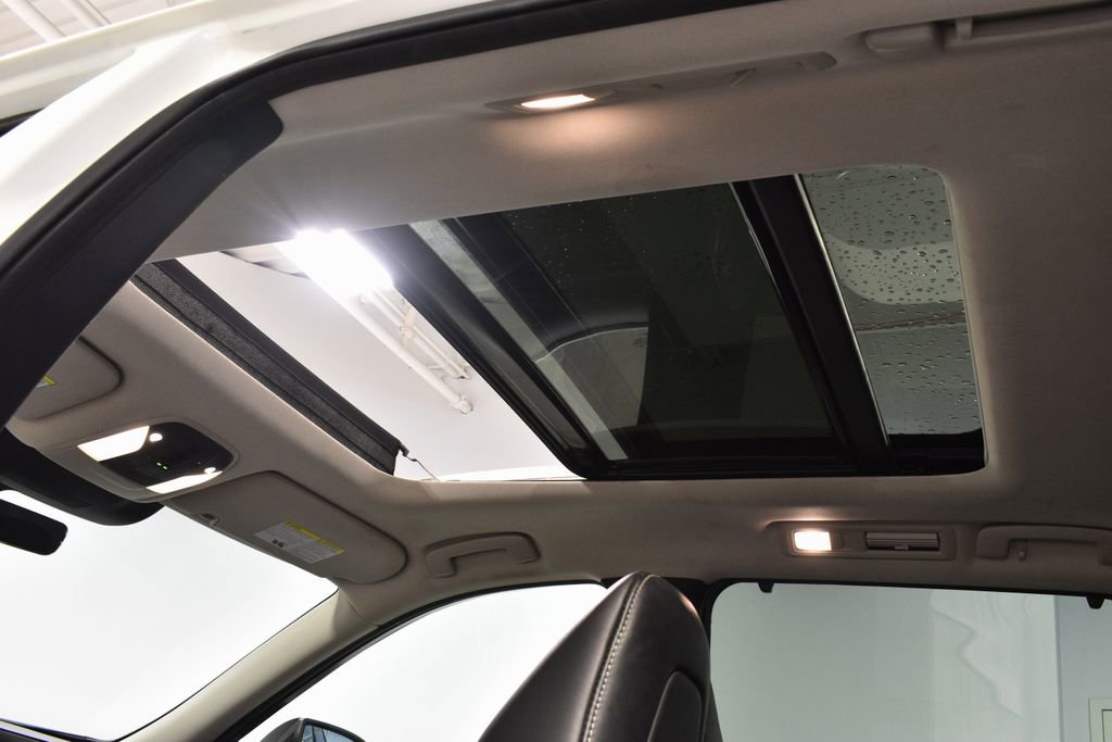 Used 2023 INFINITI QX60 Luxe w/ Cargo Package image 41