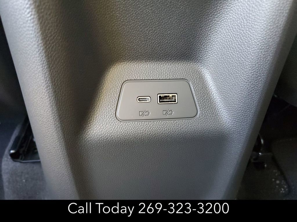 New 2025 Buick Envision Sport Touring image 21