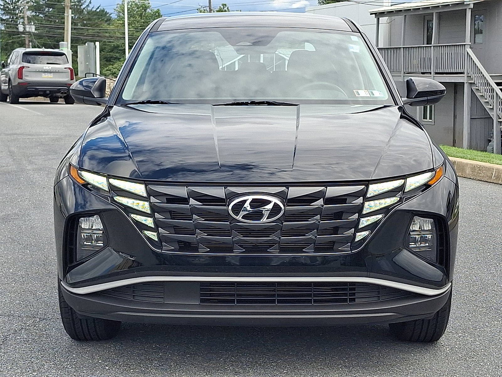 Used 2024 Hyundai Tucson SE AWD/4WD image 2