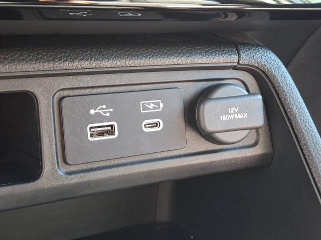 Certified 2024 Honda Pilot Touring image 27