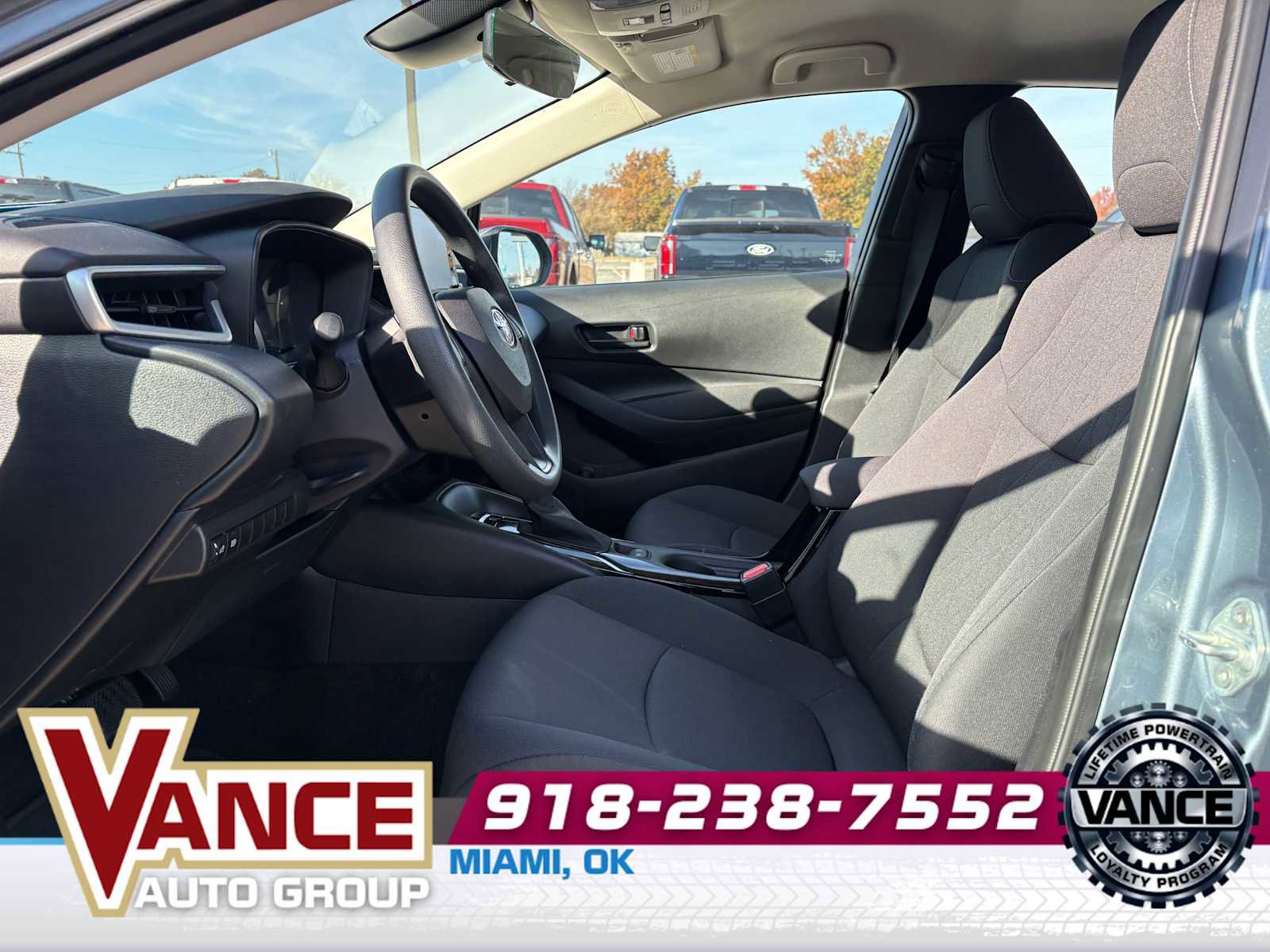 Used 2022 Toyota Corolla LE image 11