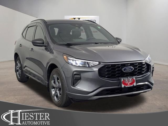Used 2024 Ford Escape ST-Line w/ Tech Pack #1 AWD/4WD video 1