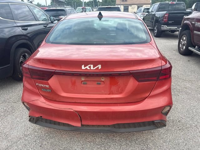 Used 2022 Kia Forte LXS FWD image 5