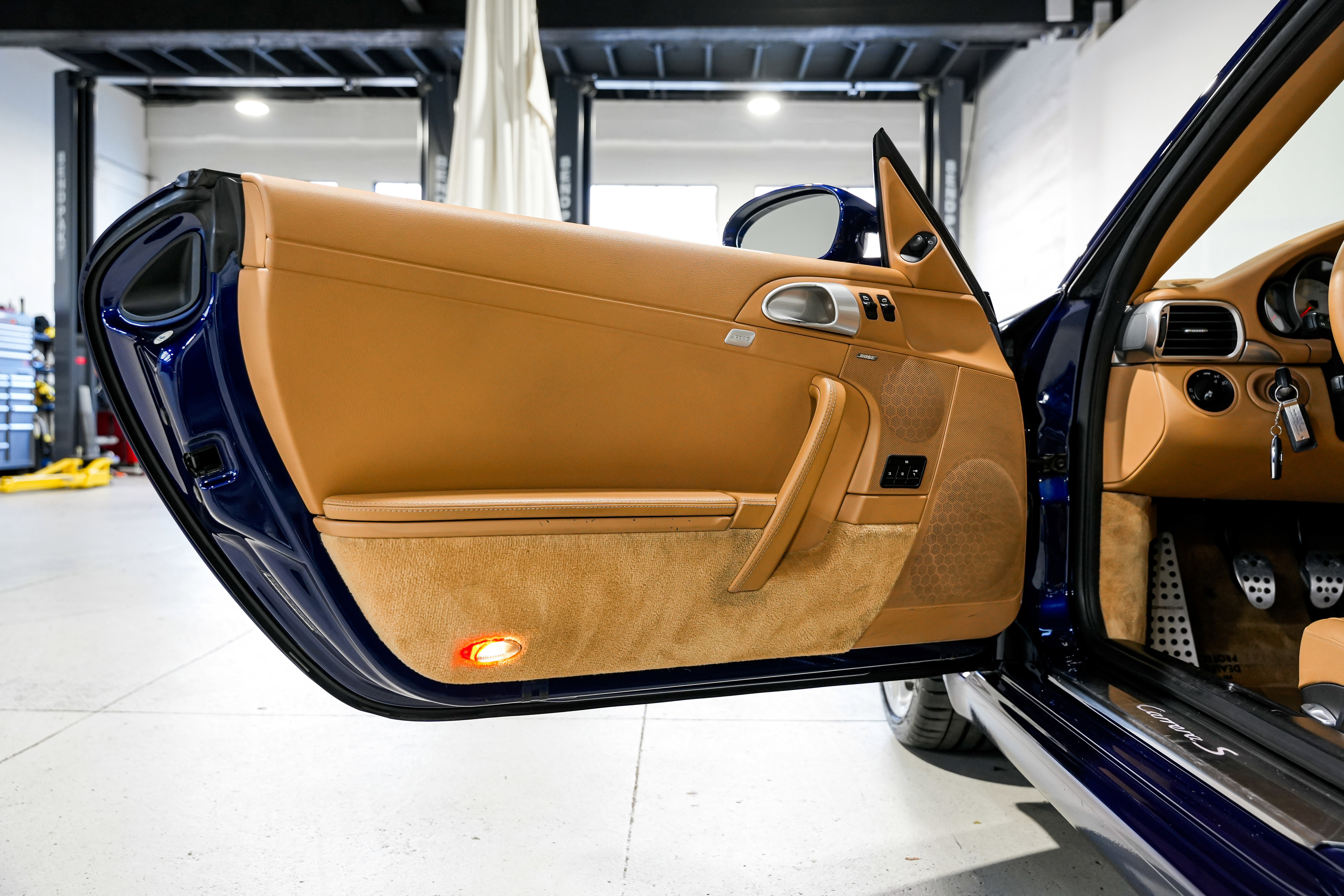 Used 2006 Porsche 911 Carrera S image 22