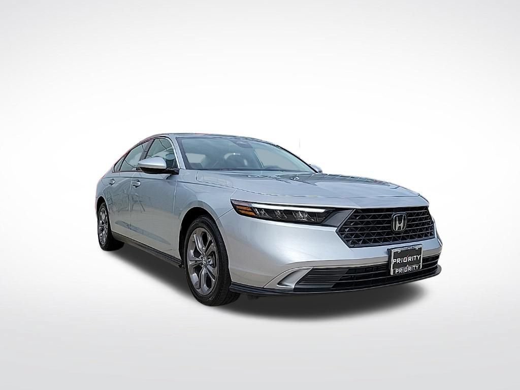 Used 2024 Honda Accord EX image 6