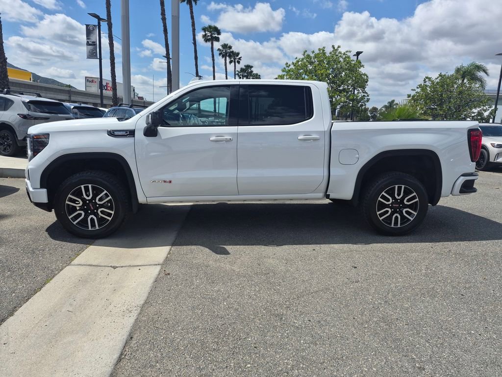 Used 2023 GMC Sierra 1500 AT4 w/ AT4 Premium Package image 4