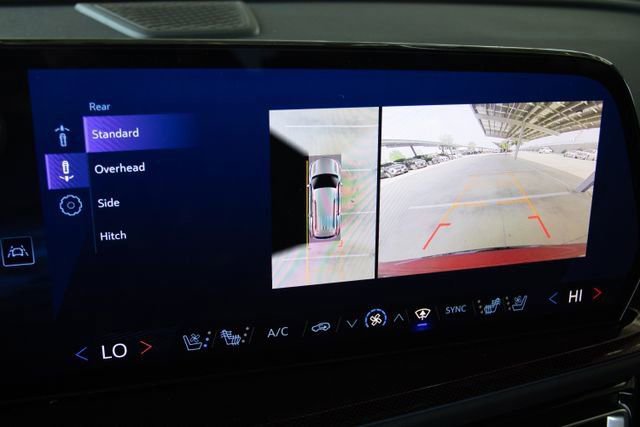 Used 2024 Chevrolet Traverse RS w/ LPO, Floor Liner Package image 20