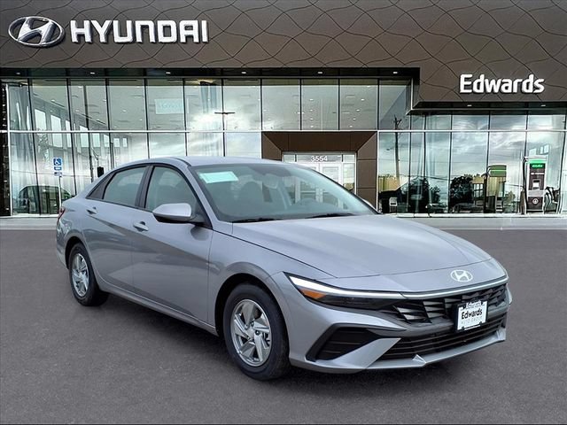 New 2026 Hyundai Elantra SE FWD image 8