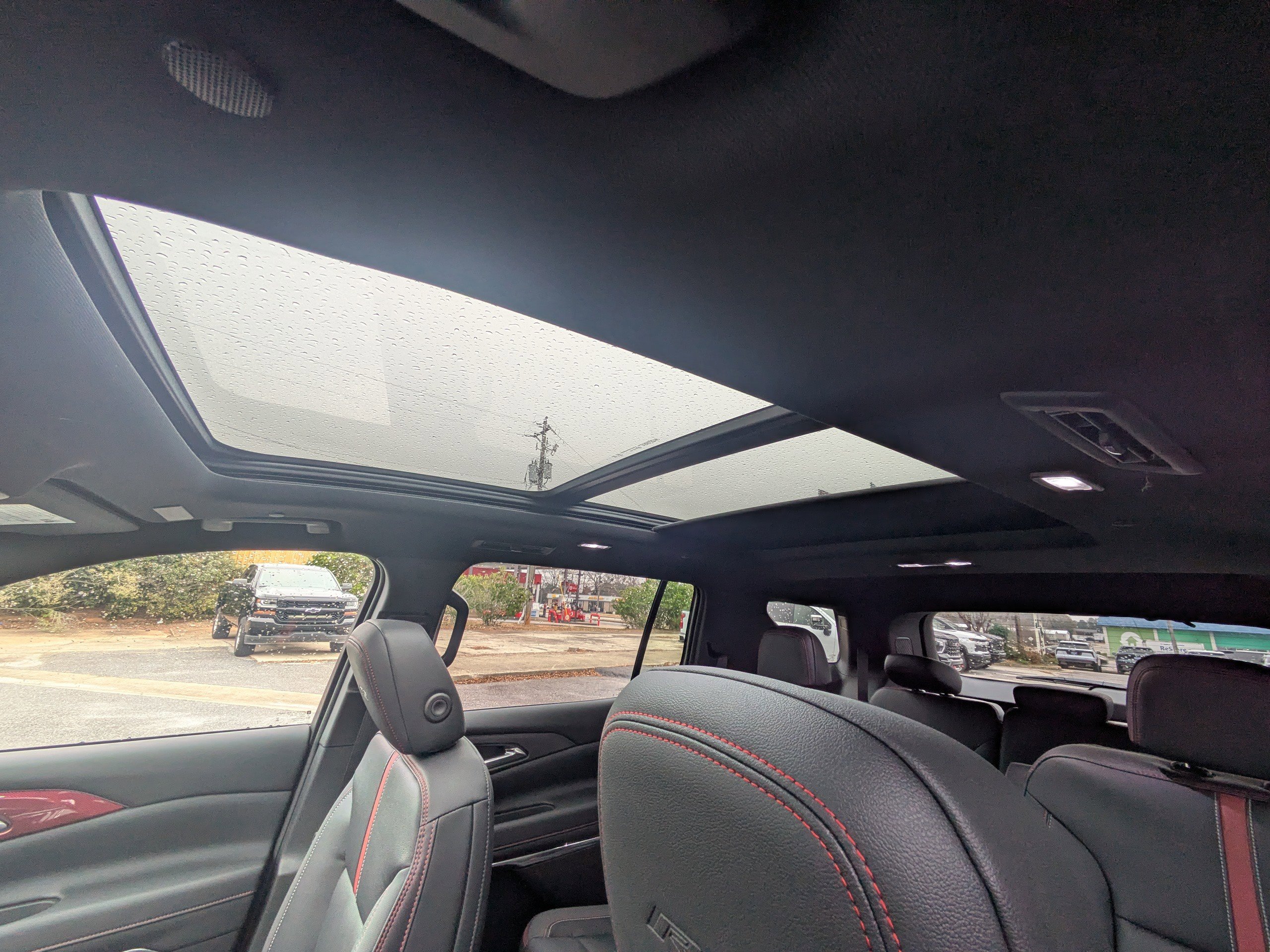 New 2026 Chevrolet Traverse RS image 22