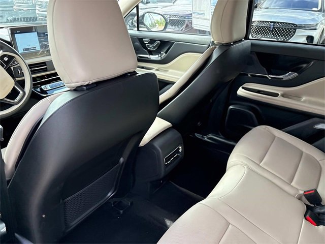 New 2025 Lincoln Corsair Grand Touring w/ Jet Appearance Package image 17