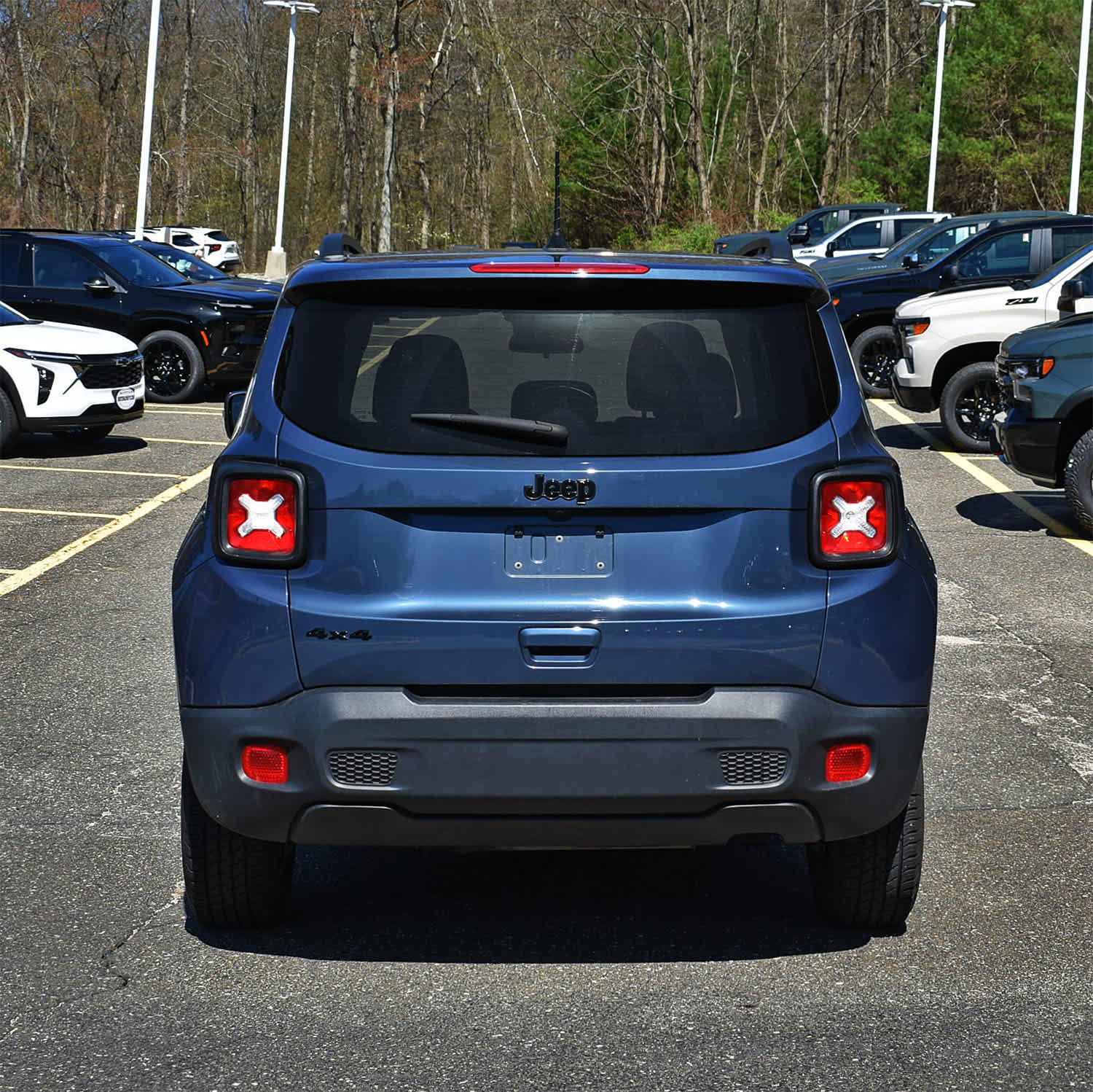 Used 2023 Jeep Renegade Latitude AWD/4WD image 7