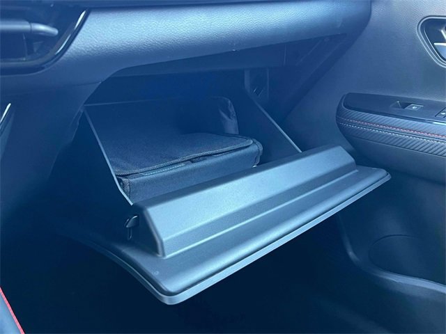 Used 2025 Nissan Kicks SR w/ SR Premium Package image 28