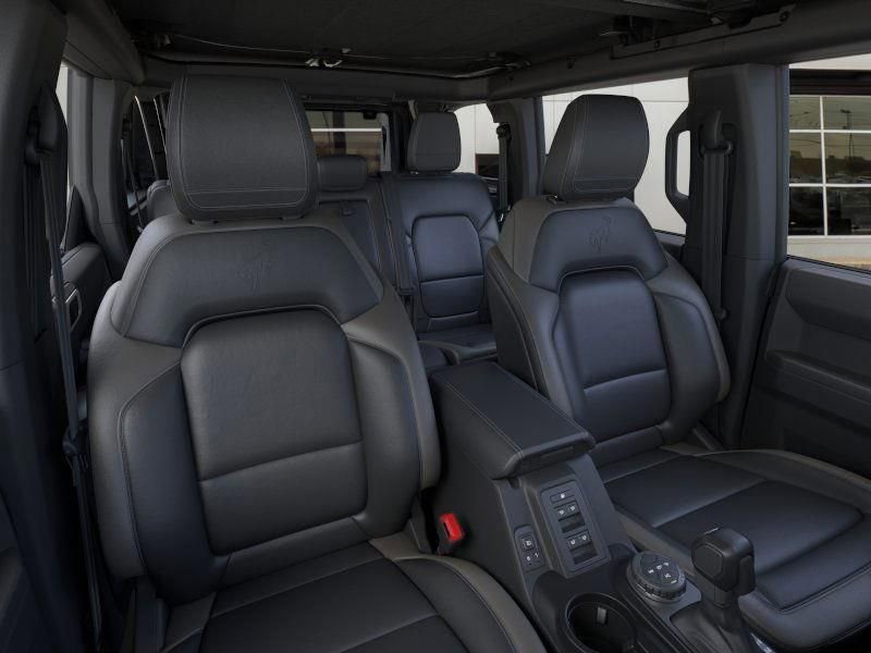 New 2025 Ford Bronco Outer Banks image 14