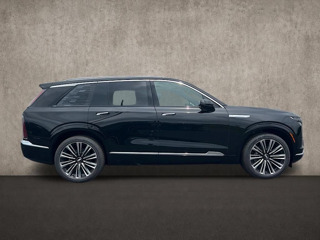 New 2026 Cadillac Vistiq Premium Luxury w/ LPO, Floor Liner Package AWD/4WD image 5