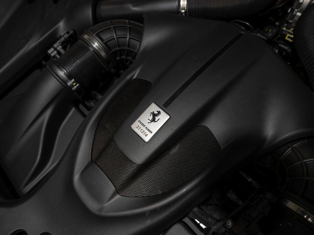 Certified 2024 Ferrari Roma Spider RWD image 23