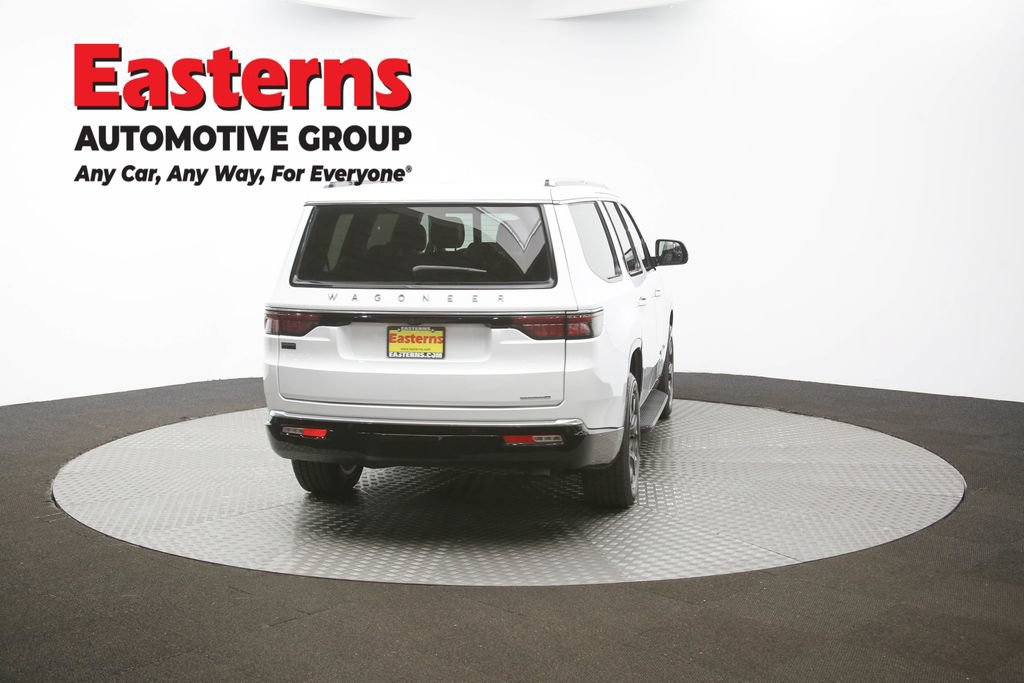 Used 2023 Jeep Wagoneer Series III w/ Preferred Equipment Group RWD image 36