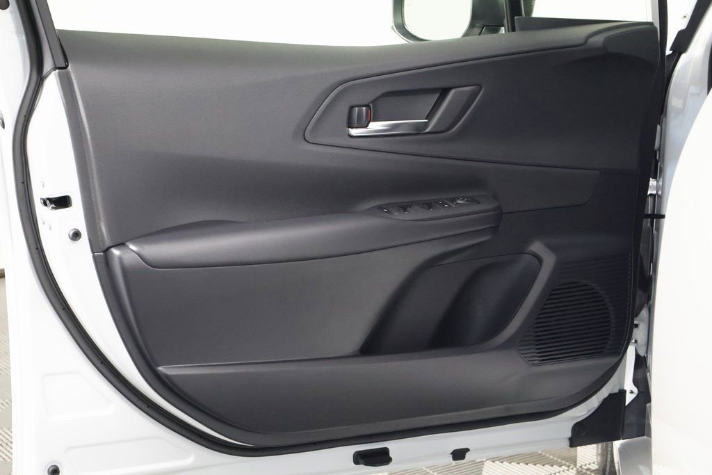 New 2026 Toyota Prius Plug-In Hybrid image 7