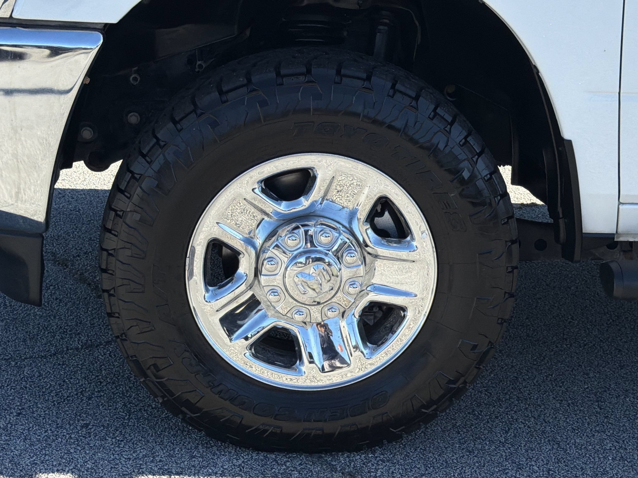 Used 2024 RAM 2500 Tradesman w/ Chrome Appearance Group AWD/4WD image 27