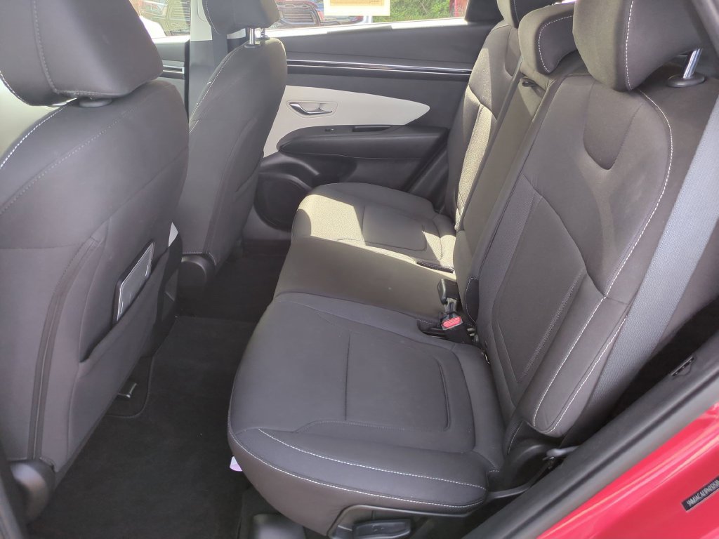 Used 2023 Hyundai Tucson SE AWD/4WD image 28