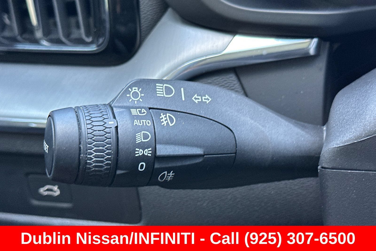 Used 2023 Volvo XC60 B5 Core w/ Protection Package Premier FWD image 37