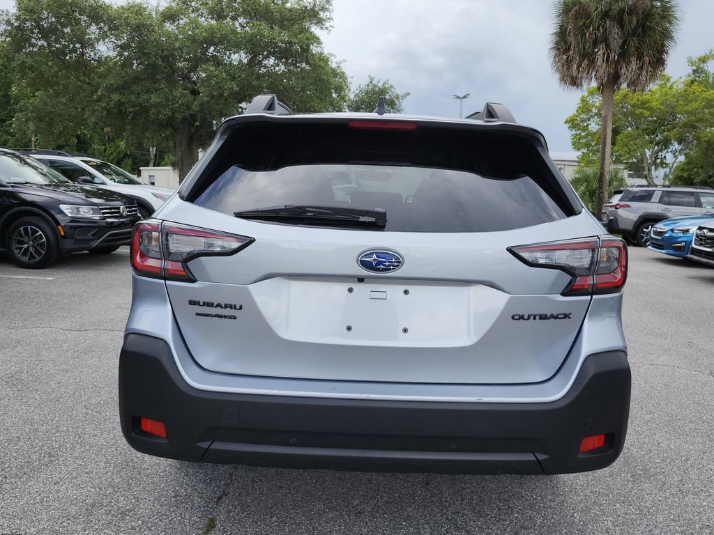 Used 2025 Subaru Outback Onyx Edition AWD/4WD image 4