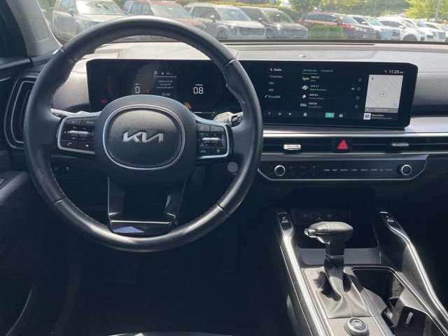 Used 2025 Kia Sorento EX FWD image 23