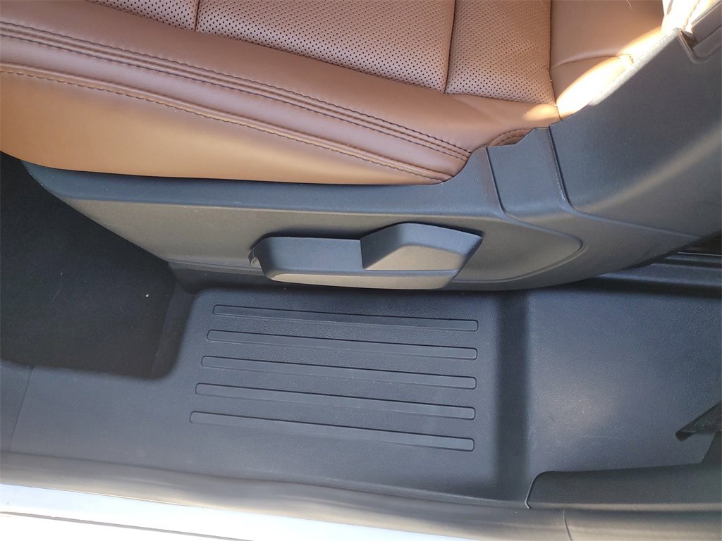 Used 2020 Lincoln Aviator Reserve w/ Elements Package Plus image 13