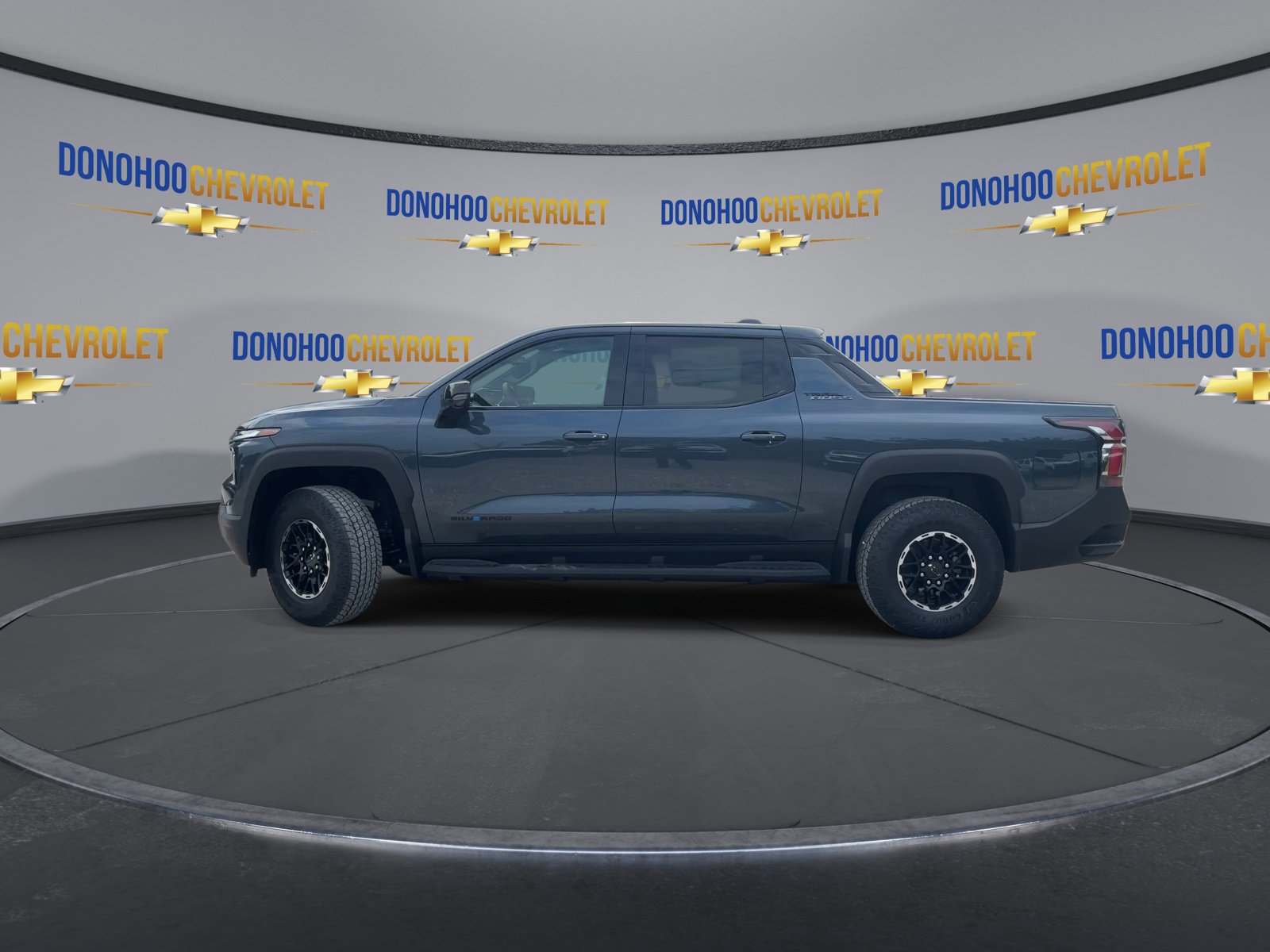 New 2026 Chevrolet Silverado EV Trail Boss w/ Premium Package image 8