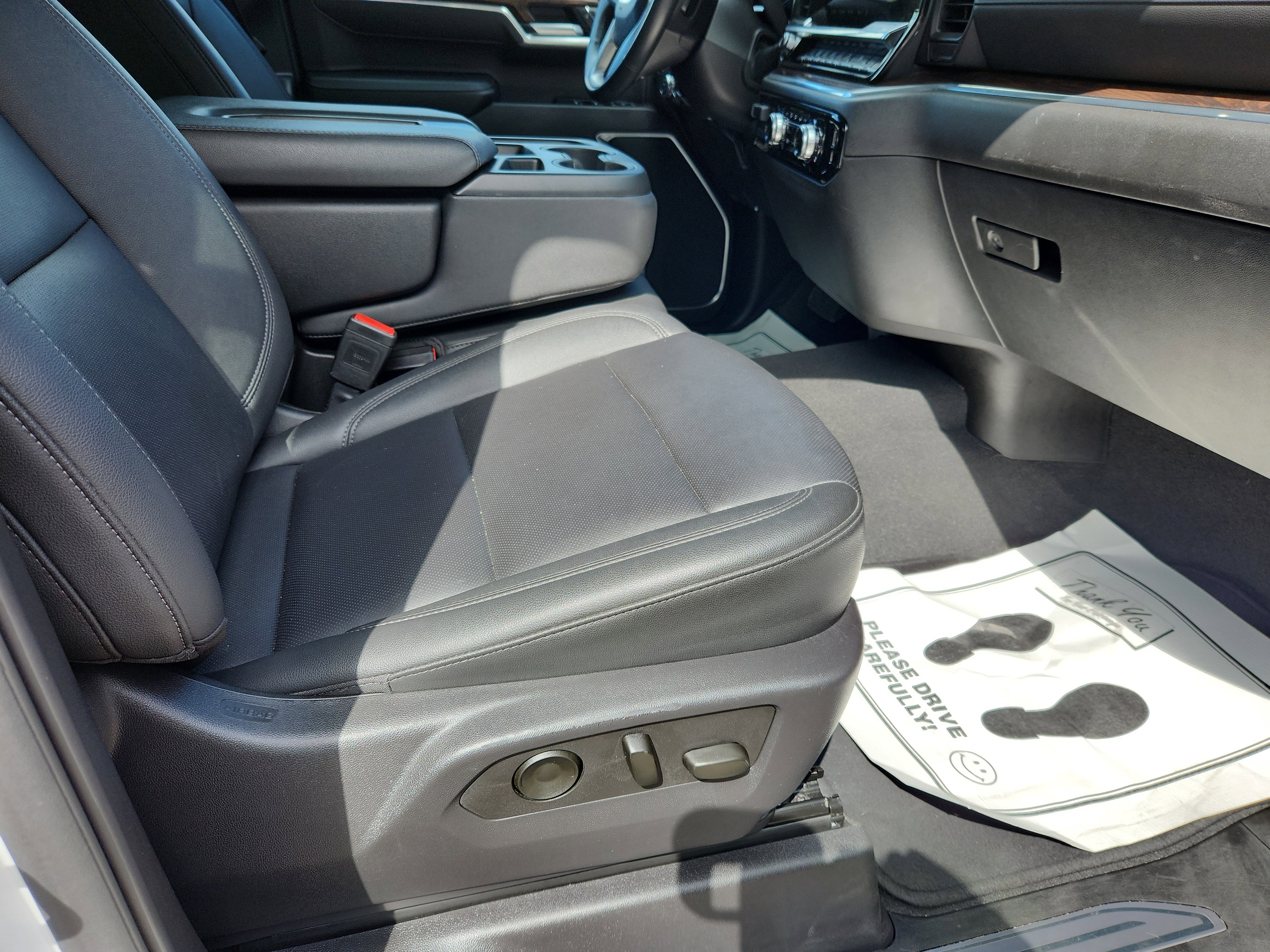 Used 2025 GMC Sierra 1500 SLT image 43