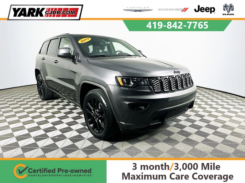 Used 2019 Jeep Grand Cherokee Altitude