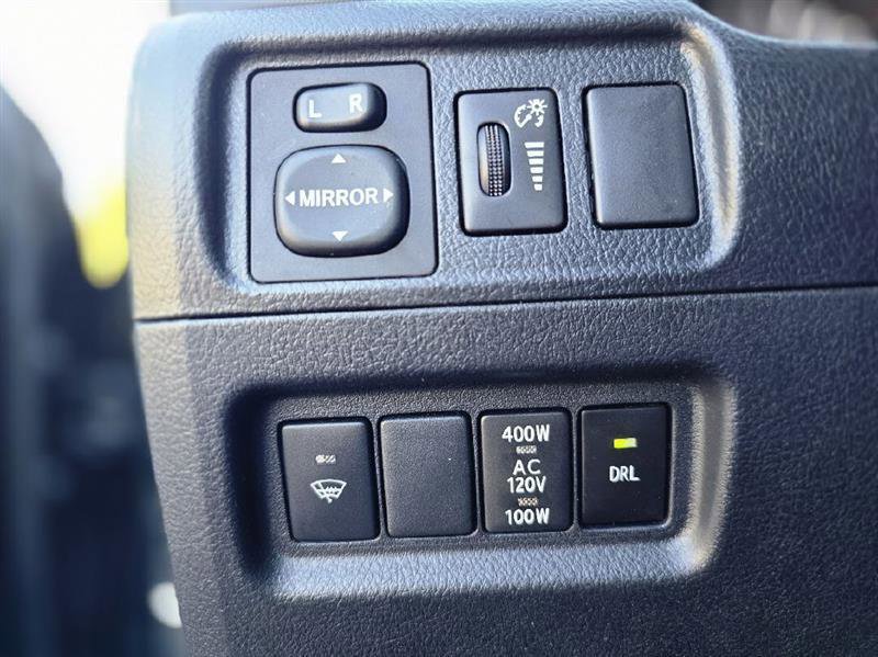 Used 2016 Toyota 4Runner SR5 AWD/4WD image 33