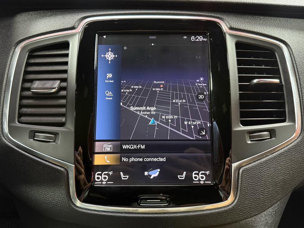 Used 2018 Volvo XC90 T5 Momentum w/ Convenience Package FWD image 18