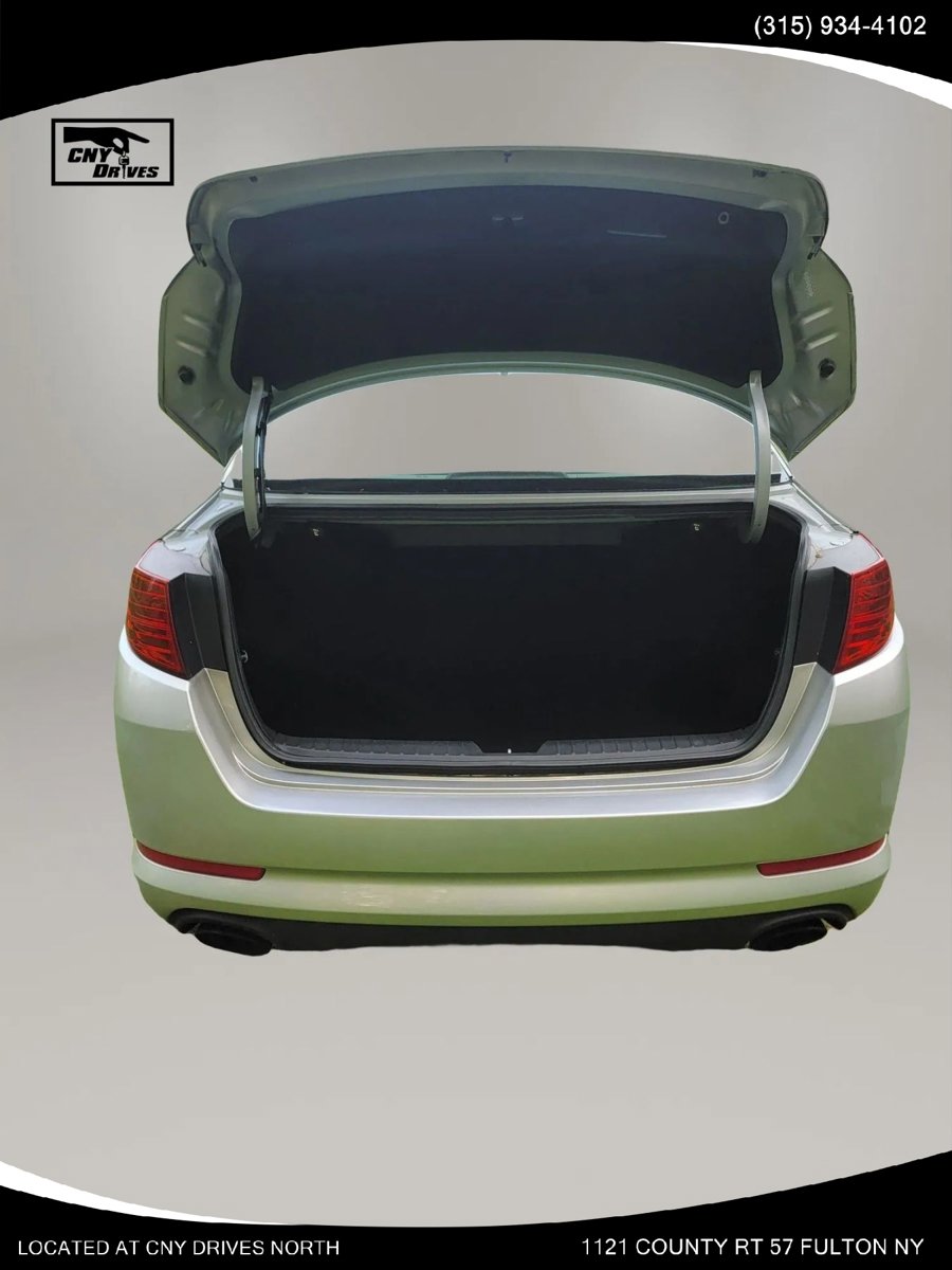 Used 2011 Kia Optima EX FWD image 13