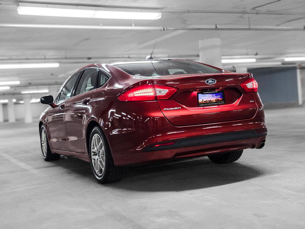 Used 2014 Ford Fusion SE FWD image 5