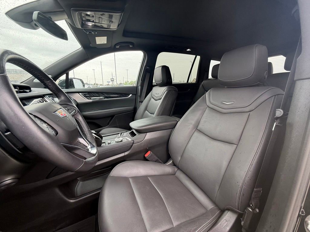 Used 2024 Cadillac XT6 Premium Luxury AWD/4WD image 24