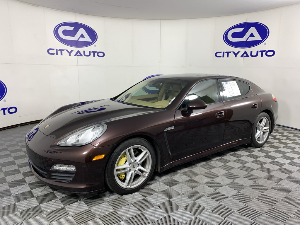 Used 2011 Porsche Panamera 4 AWD/4WD image 5