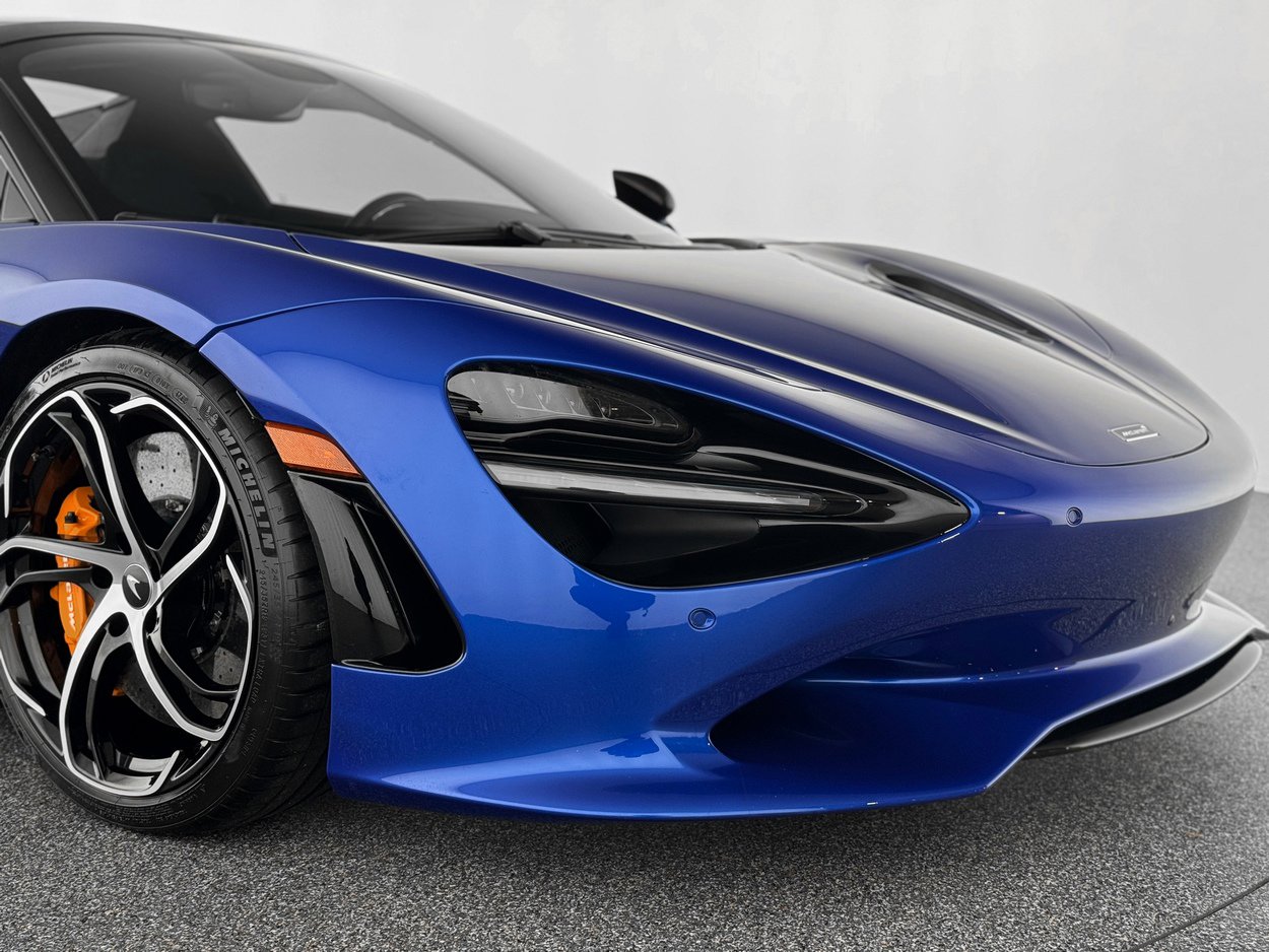 Used 2024 McLaren 750S Spider image 36