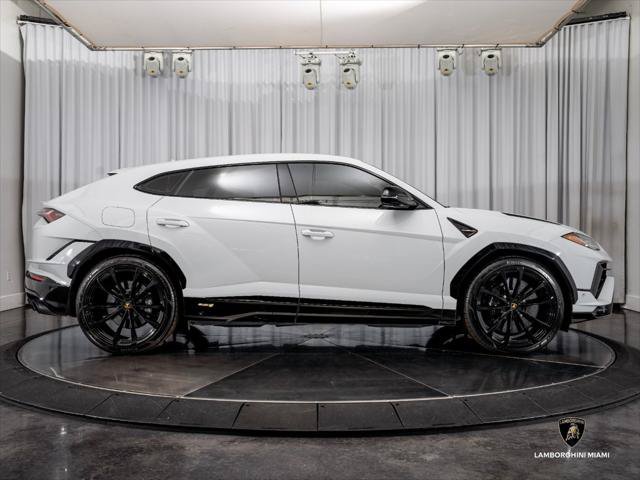 Used 2023 Lamborghini Urus S AWD/4WD image 15