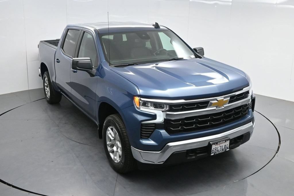 Used 2024 Chevrolet Silverado 1500 LT AWD/4WD image 52