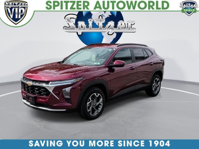 Used 2025 Chevrolet Trax LT FWD image 7